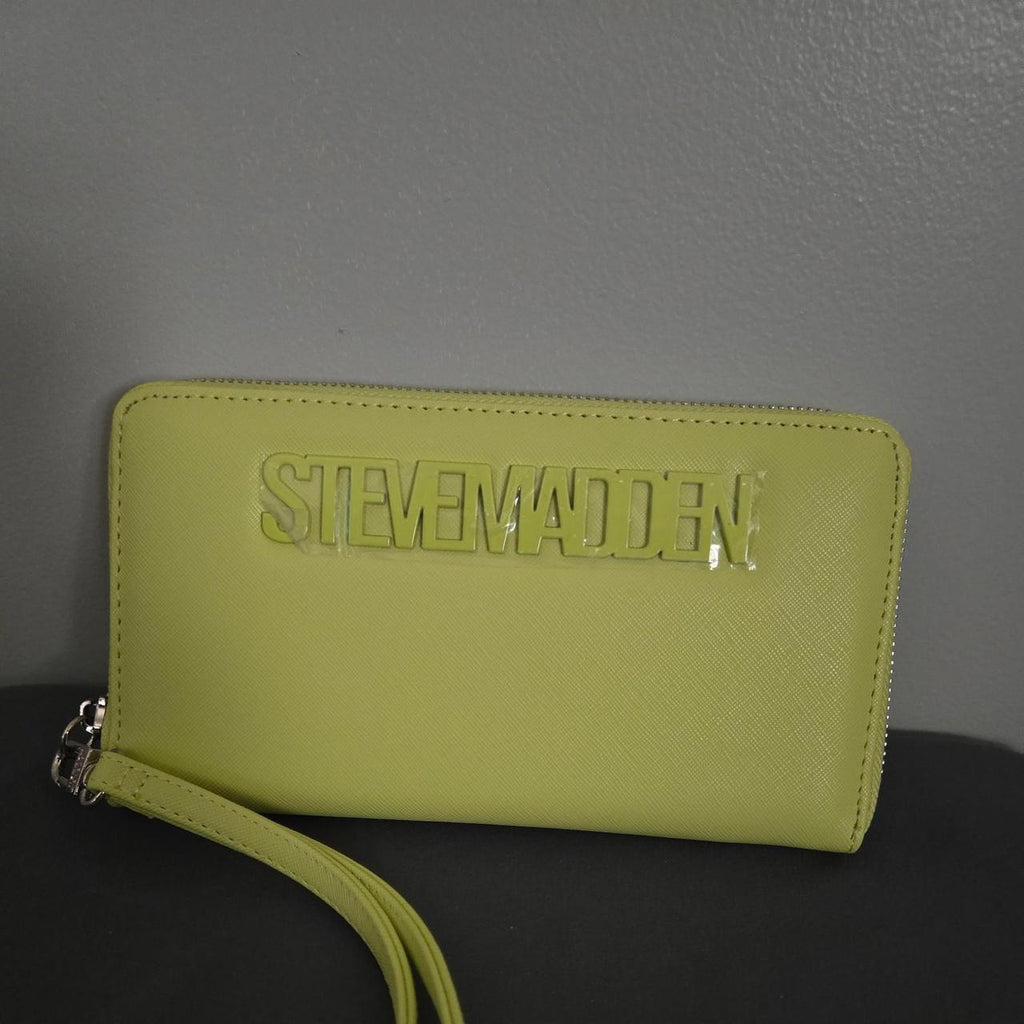Steve Madden Lime Wristlet