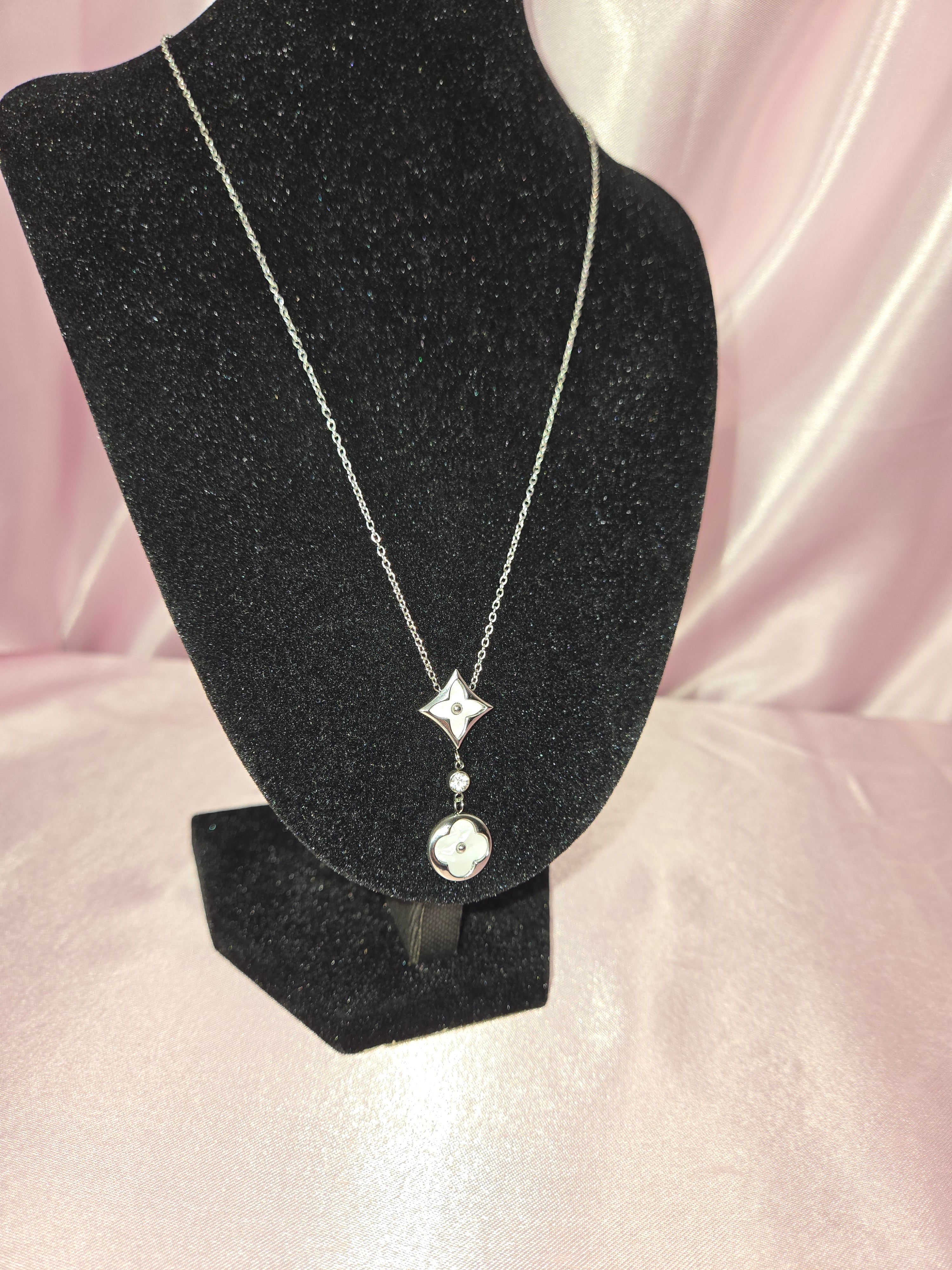 Lux Inspired Floral Motif Necklace