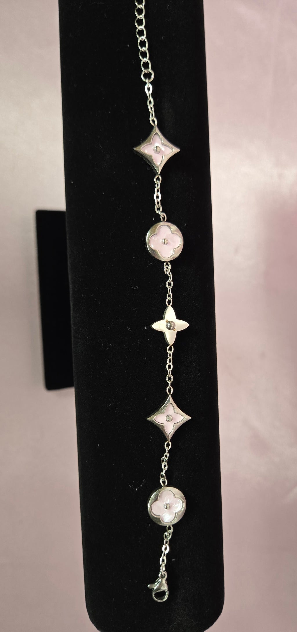 Lux Inspired Pink Floral Jewelry Set | Necklace Bracelet &amp; Adjustable Rings