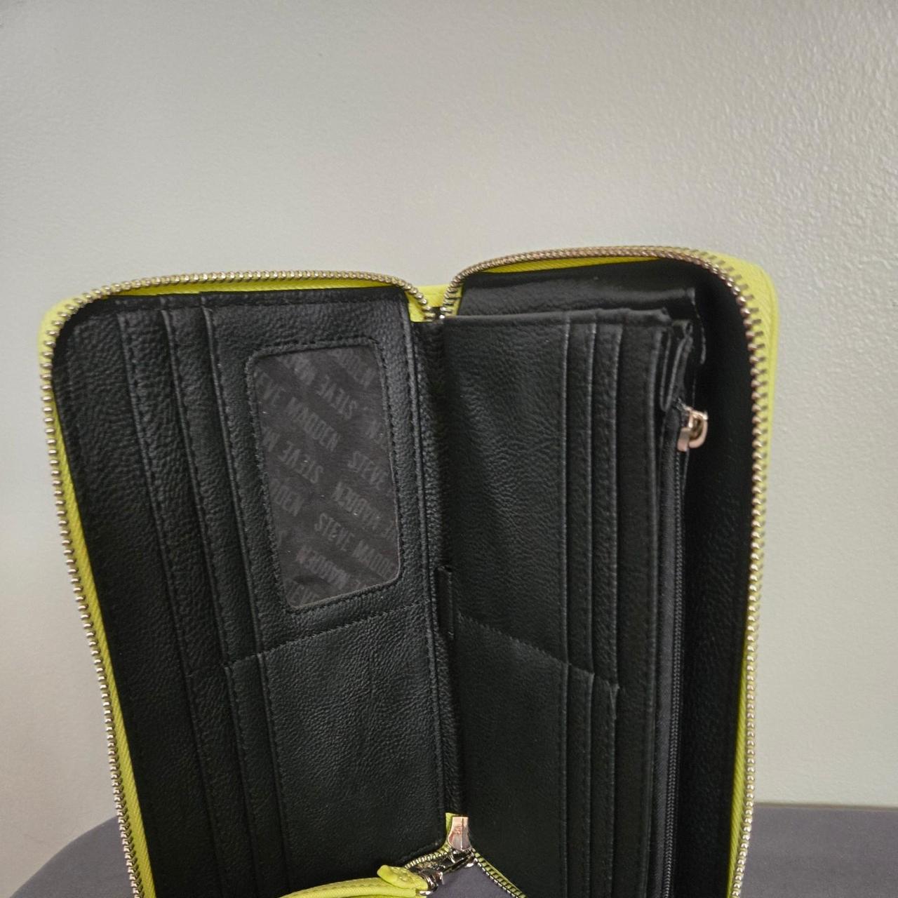 Steve Madden Lime Wristlet