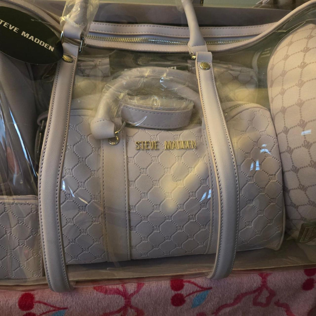 Steve Madden 6 pc Travel Set