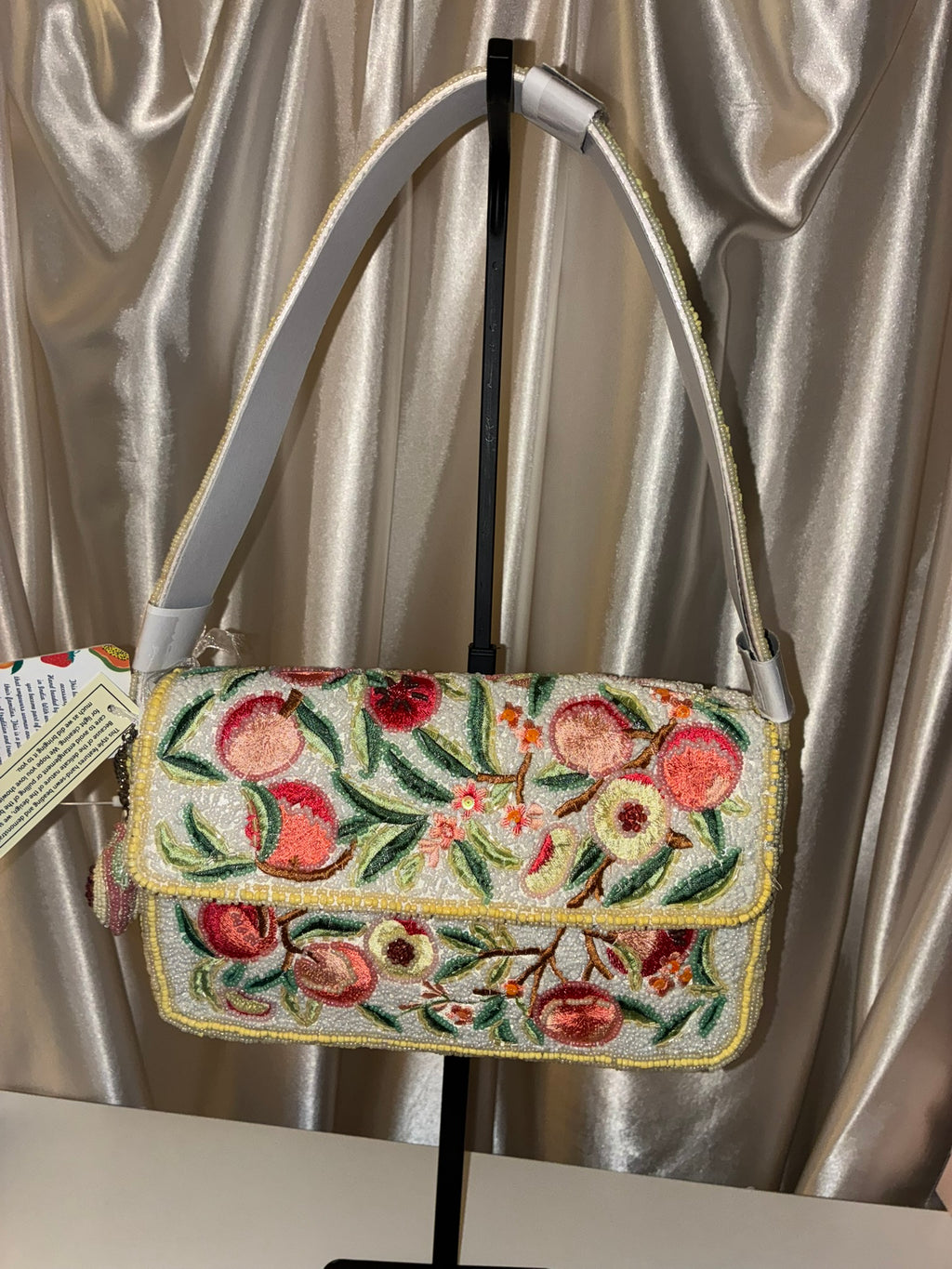 India Handmade Beaded Peaches Shoulder Bag