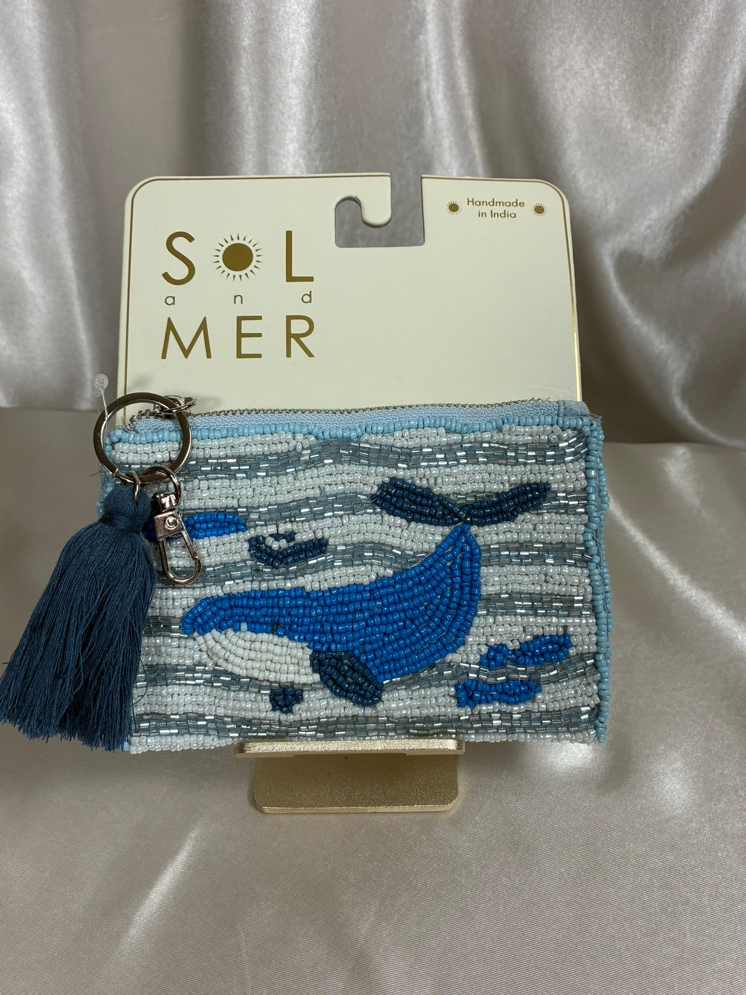 Handmade Beaded Whale Coin Purse | Coastal Zipper Pouch | Ocean-Inspired Accessory