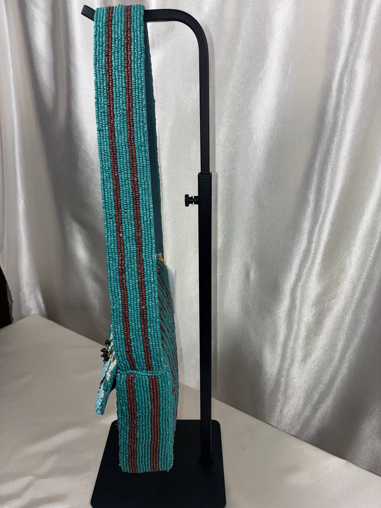 Retro Look Beaded Vegas Shoulder Bag